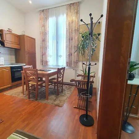 Prenociste Nikolas Grand Appartamento *