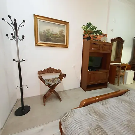 Prenociste Nikolas Grand * Smederevo