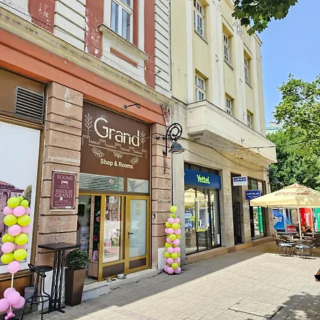 아파트 Prenociste Nikolas Grand *