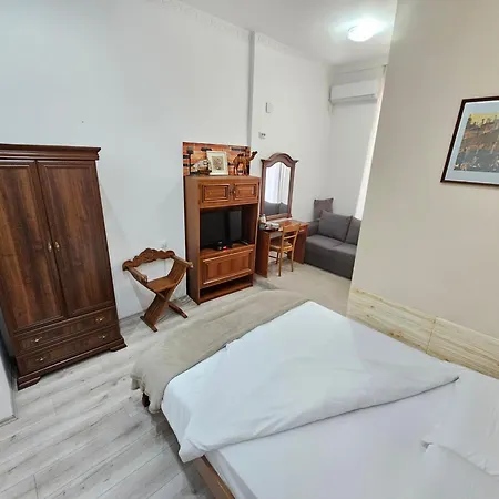Prenociste Nikolas Grand Apartman *